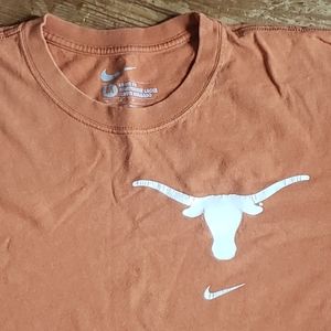 Texas Longhorns short sleeved nike t-shirt size M